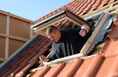 Pose de fenêtres de toit Velux à Moiré